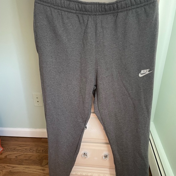 nike grey sweatpants straight leg